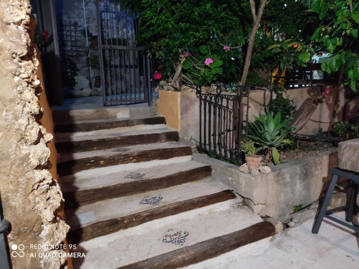 Casa Vacanze Fondaco Di Scillato Scillato  Bagian luar foto