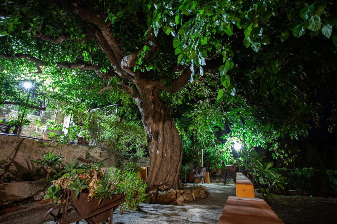 Casa Vacanze Fondaco Di Scillato Scillato  Bagian luar foto