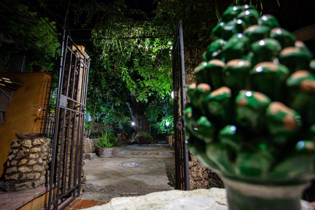 Casa Vacanze Fondaco Di Scillato Scillato  Bagian luar foto